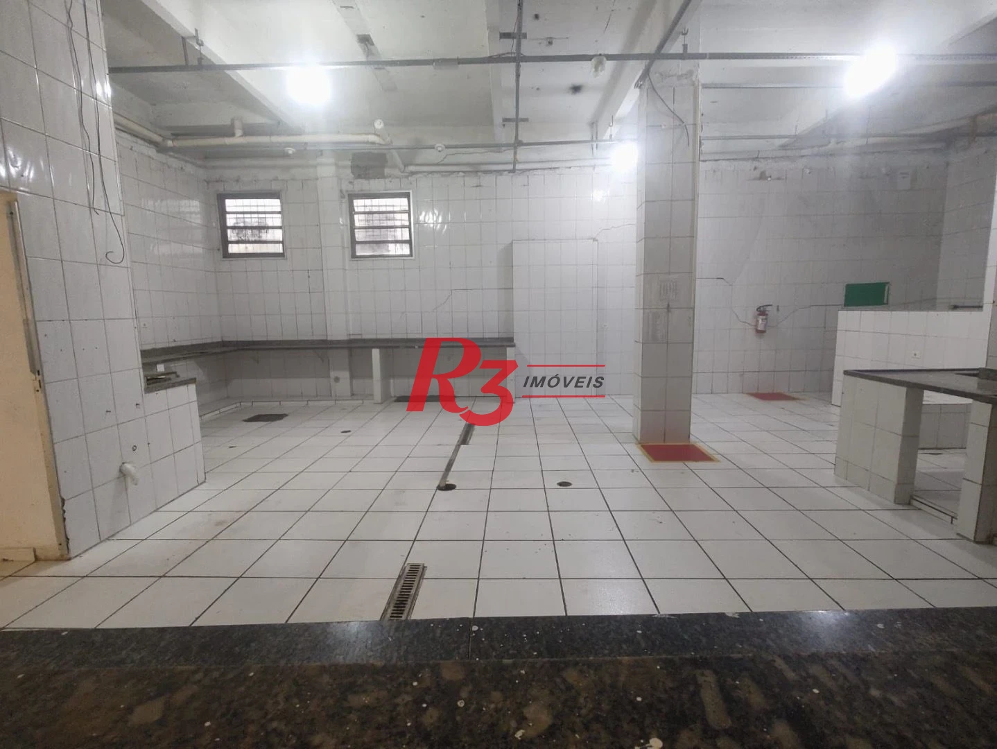 Loja para alugar, 600 m² por R$ 20.000,00/mês - Centro - São Vicente/SP