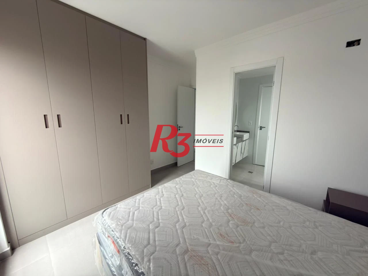 Apartamento com 3 dormitórios à venda, 101 m² por R$ 1.200.000,00 - Aparecida - Santos/SP