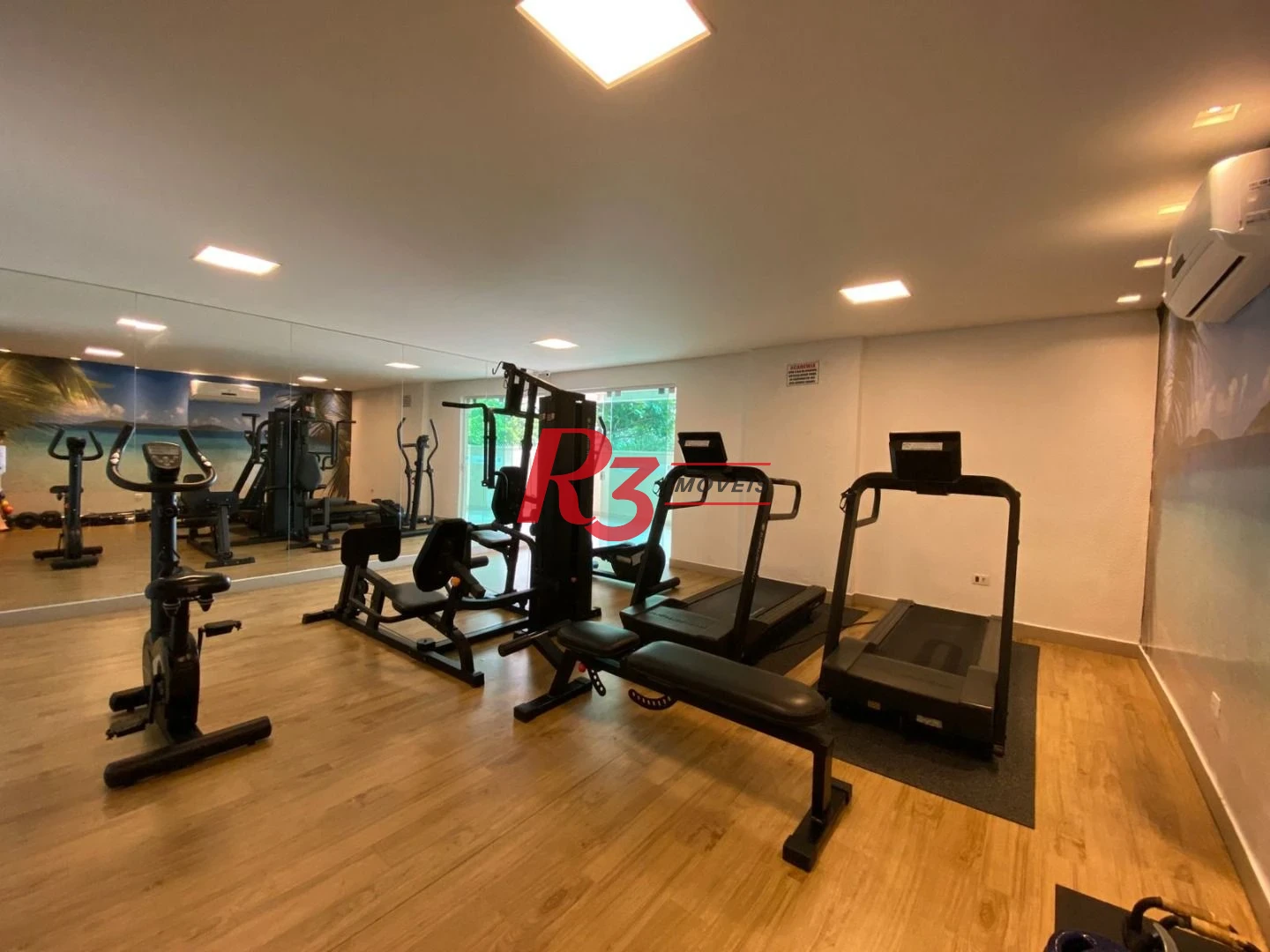 Apartamento Duplex com 2 dormitórios à venda, 151 m² por R$ 852.000,00 - Pitangueiras - Guarujá/SP