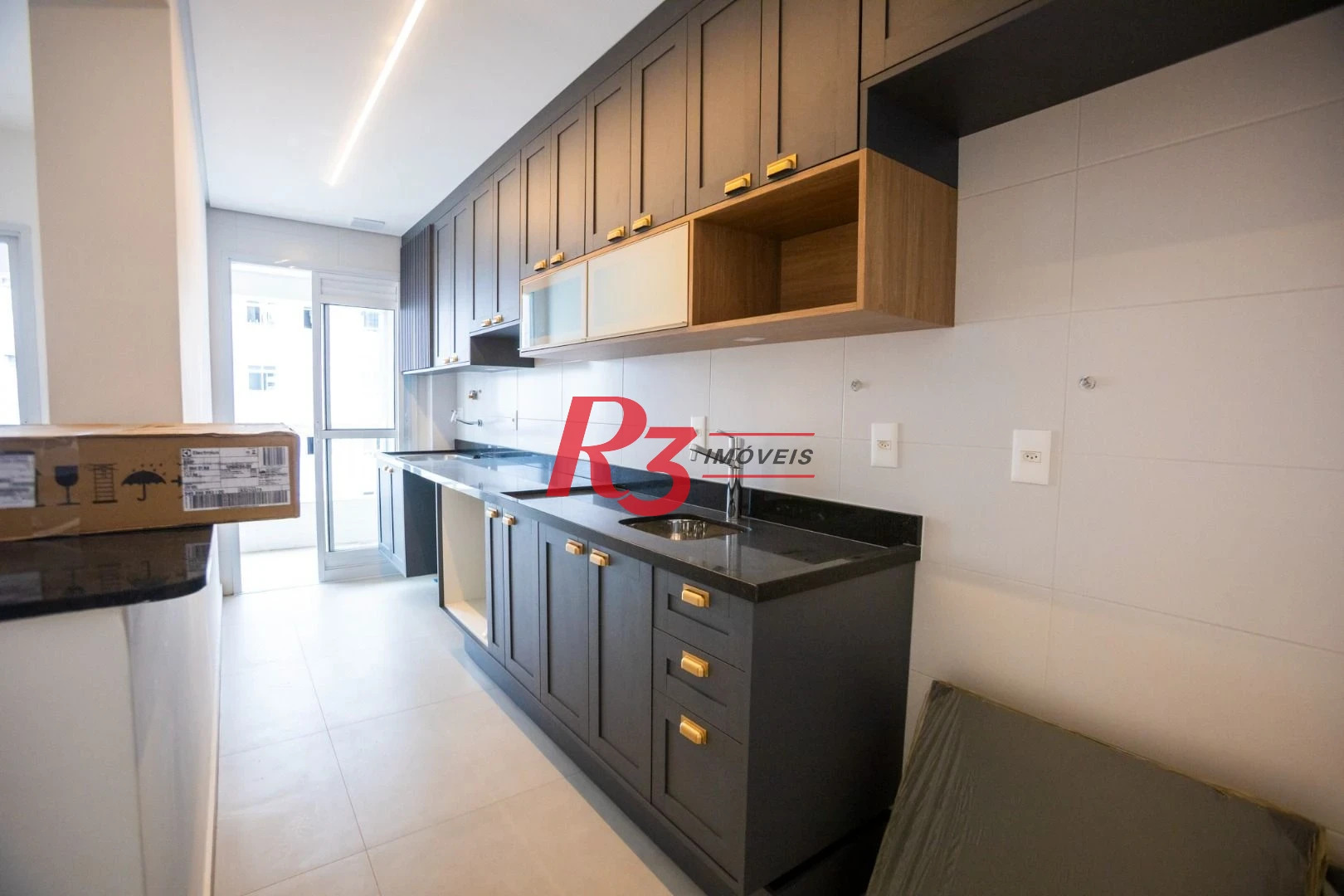 Apartamento à venda, 74 m² por R$ 1.065.000,00 - Boqueirão - Santos/SP