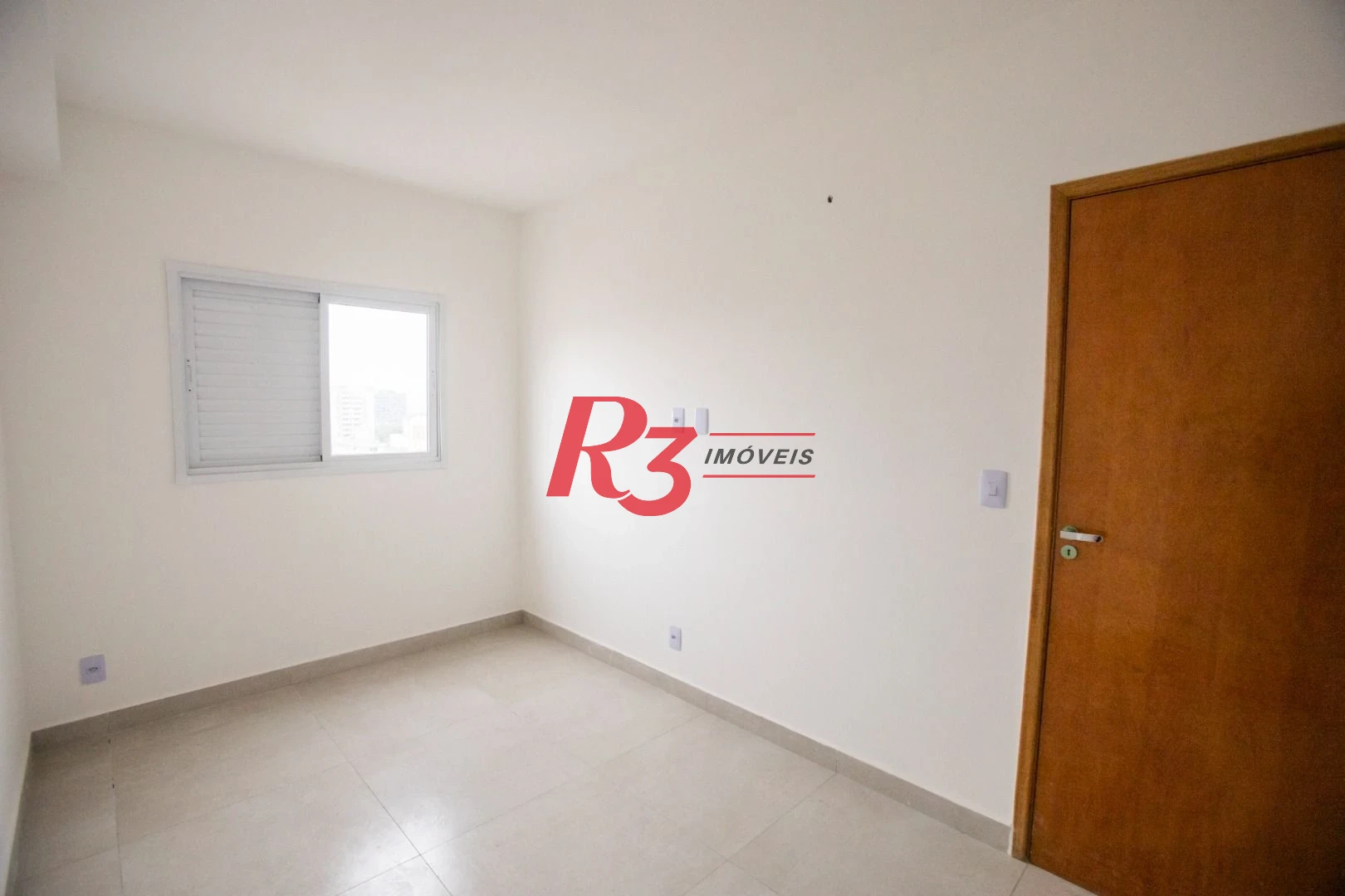 Apartamento com 2 dormitórios à venda, 55 m² por R$ 570.000,00 - Marapé - Santos/SP