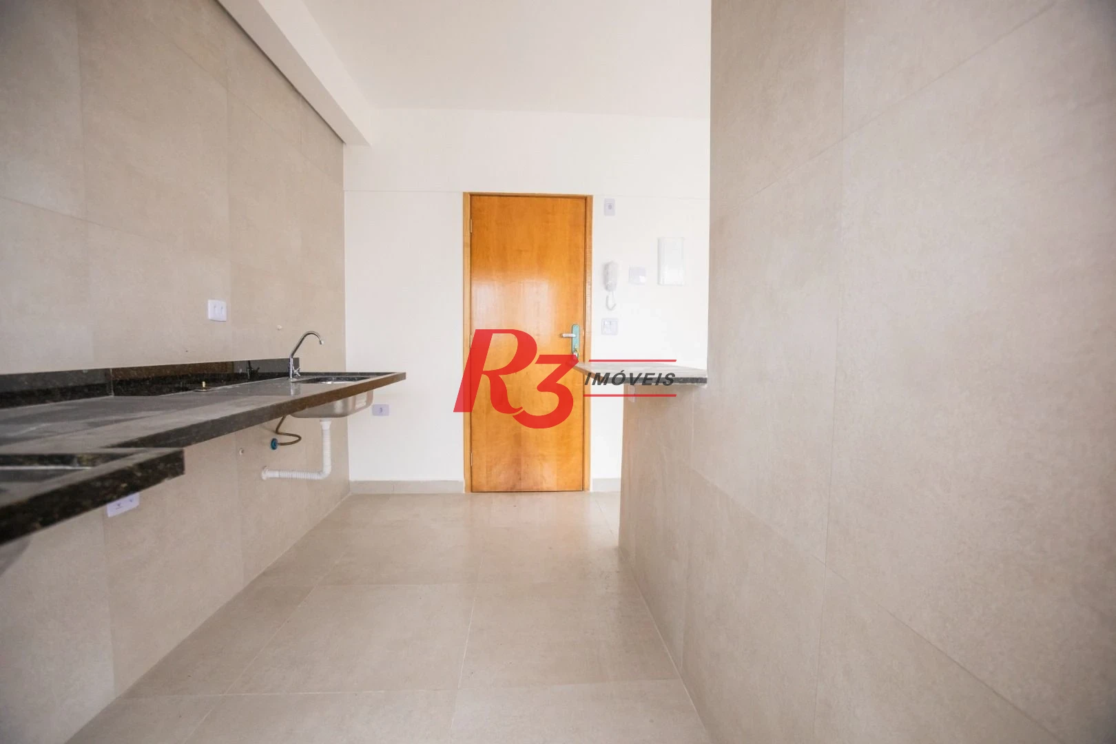 Apartamento com 2 dormitórios à venda, 55 m² por R$ 570.000,00 - Marapé - Santos/SP