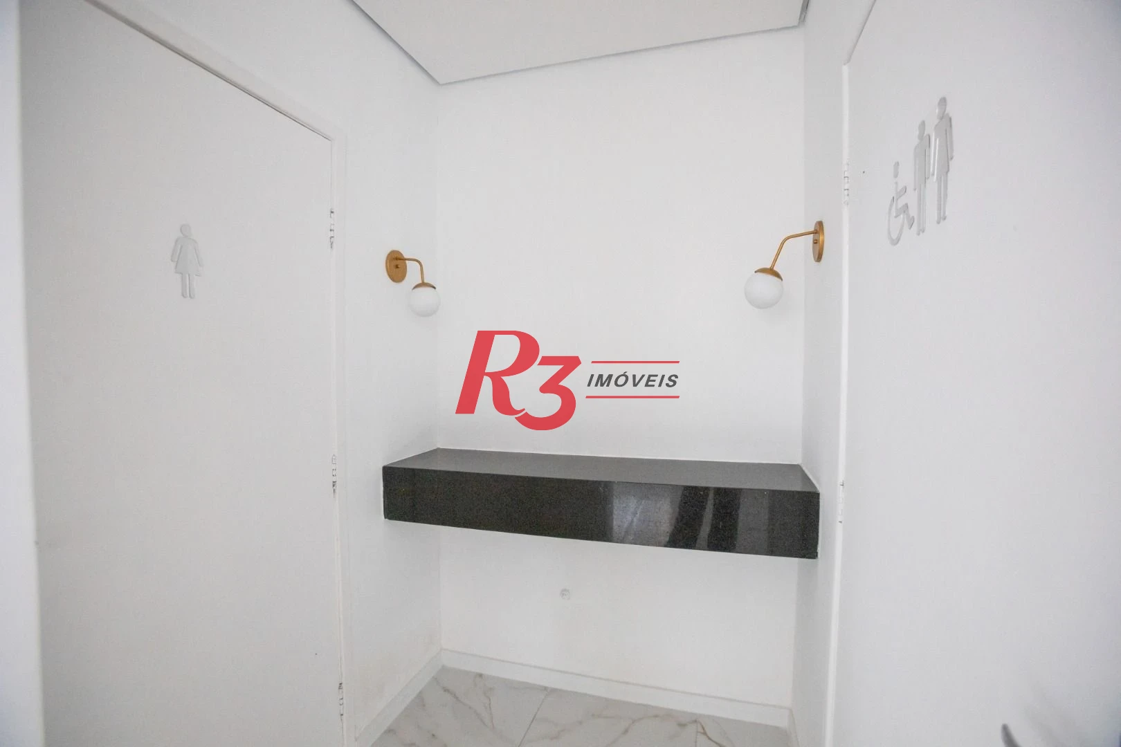 Sala, 179 m² - venda por R$ 1.772.000,00 ou aluguel por R$ 13.600,00/mês - Ponta da Praia - Santos/SP