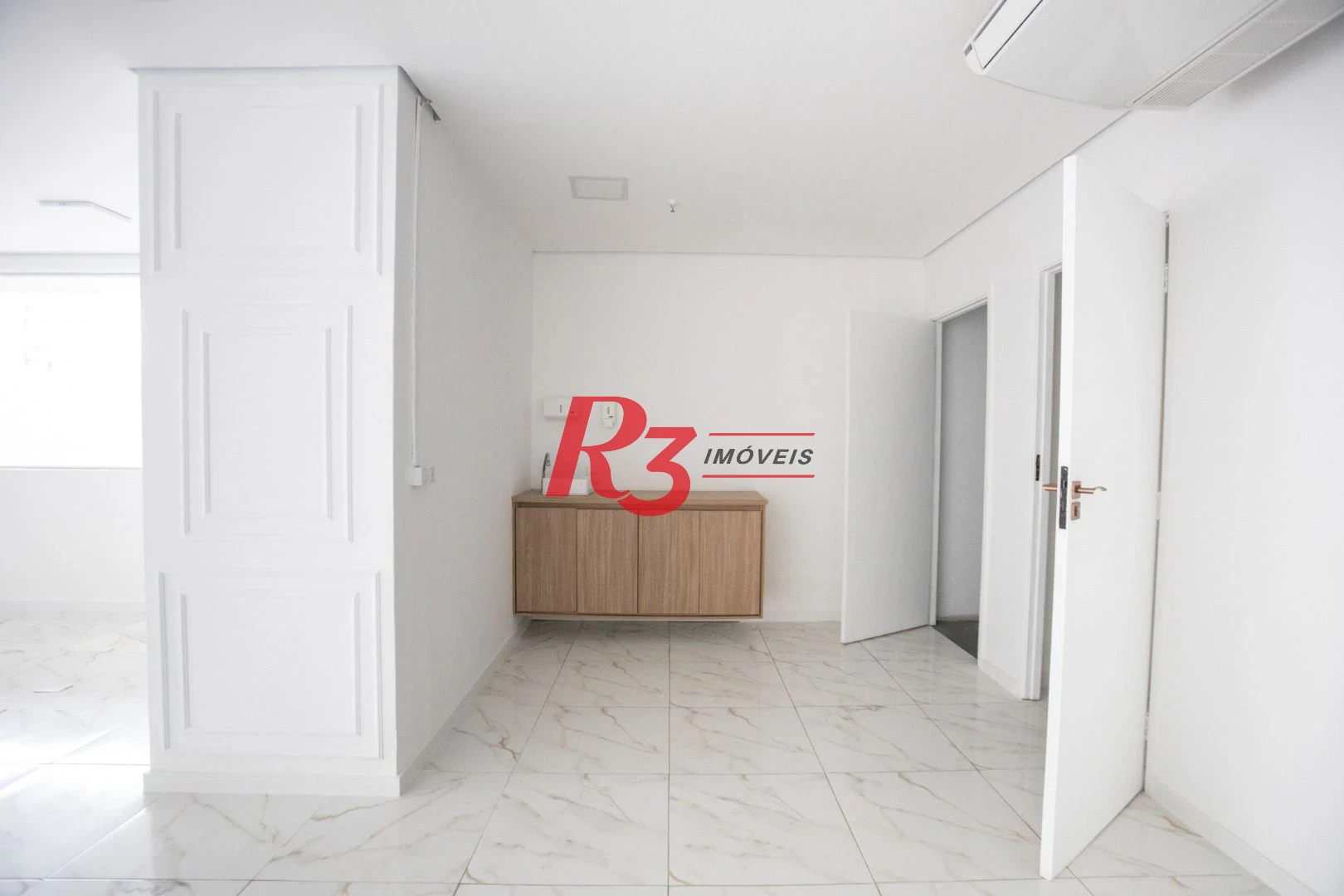 Sala, 179 m² - venda por R$ 1.772.000,00 ou aluguel por R$ 13.600,00/mês - Ponta da Praia - Santos/SP