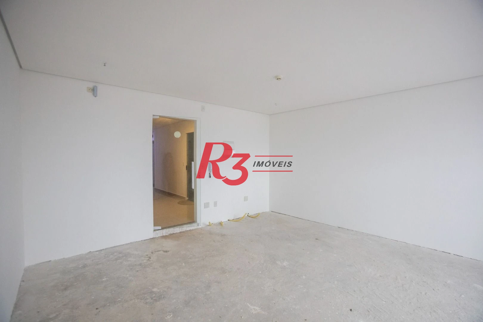 Sala, 35 m² - venda por R$ 355.000,00 ou aluguel por R$ 3.200,00/mês - Ponta da Praia - Santos/SP