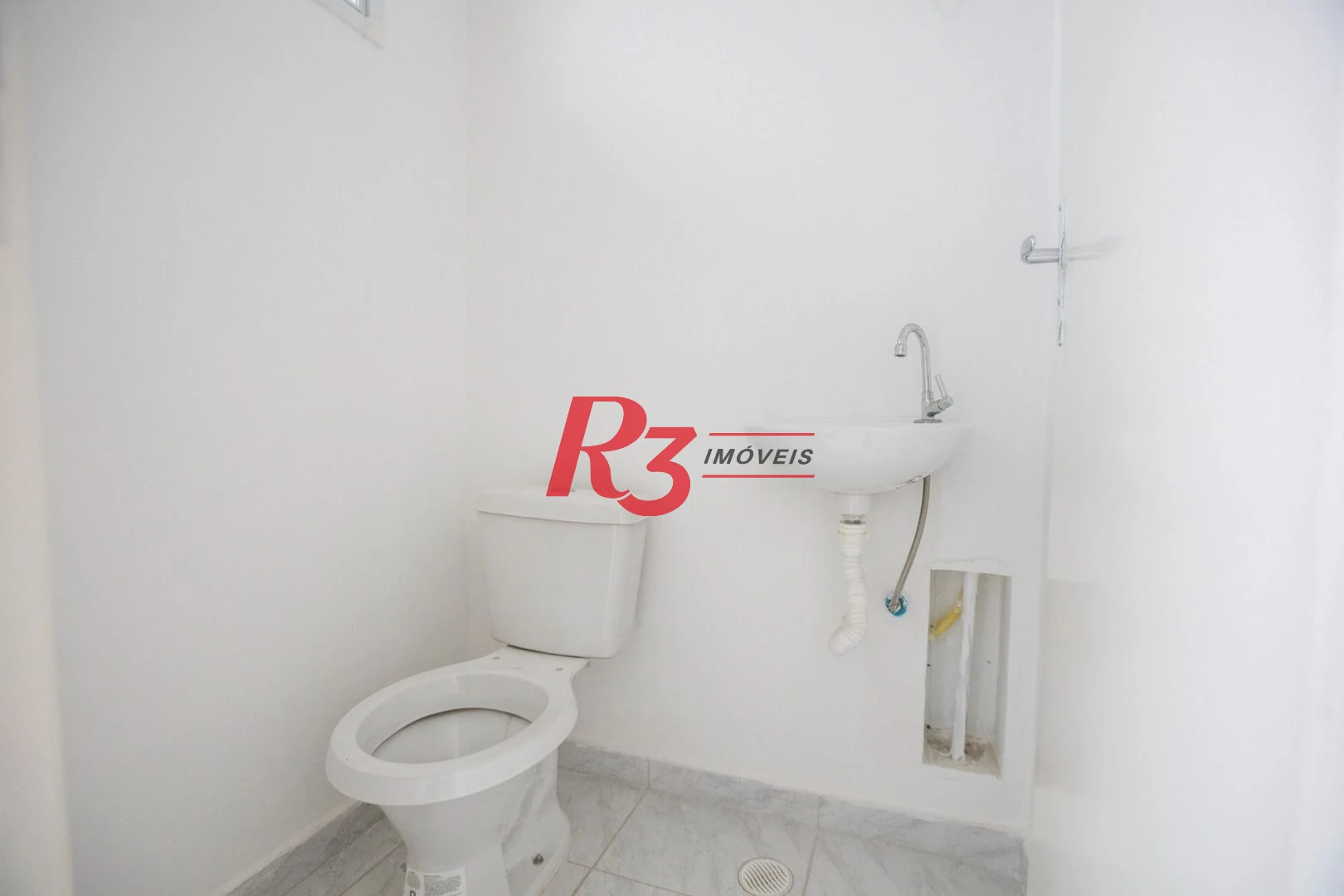 Sala, 35 m² - venda por R$ 355.000,00 ou aluguel por R$ 3.200,00/mês - Ponta da Praia - Santos/SP