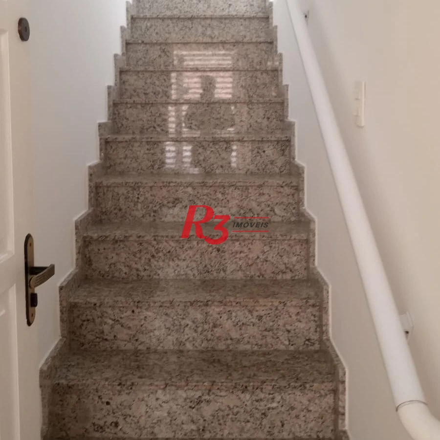 Casa à venda, 71 m² por R$ 405.000,00 - Bom Retiro - Santos/SP