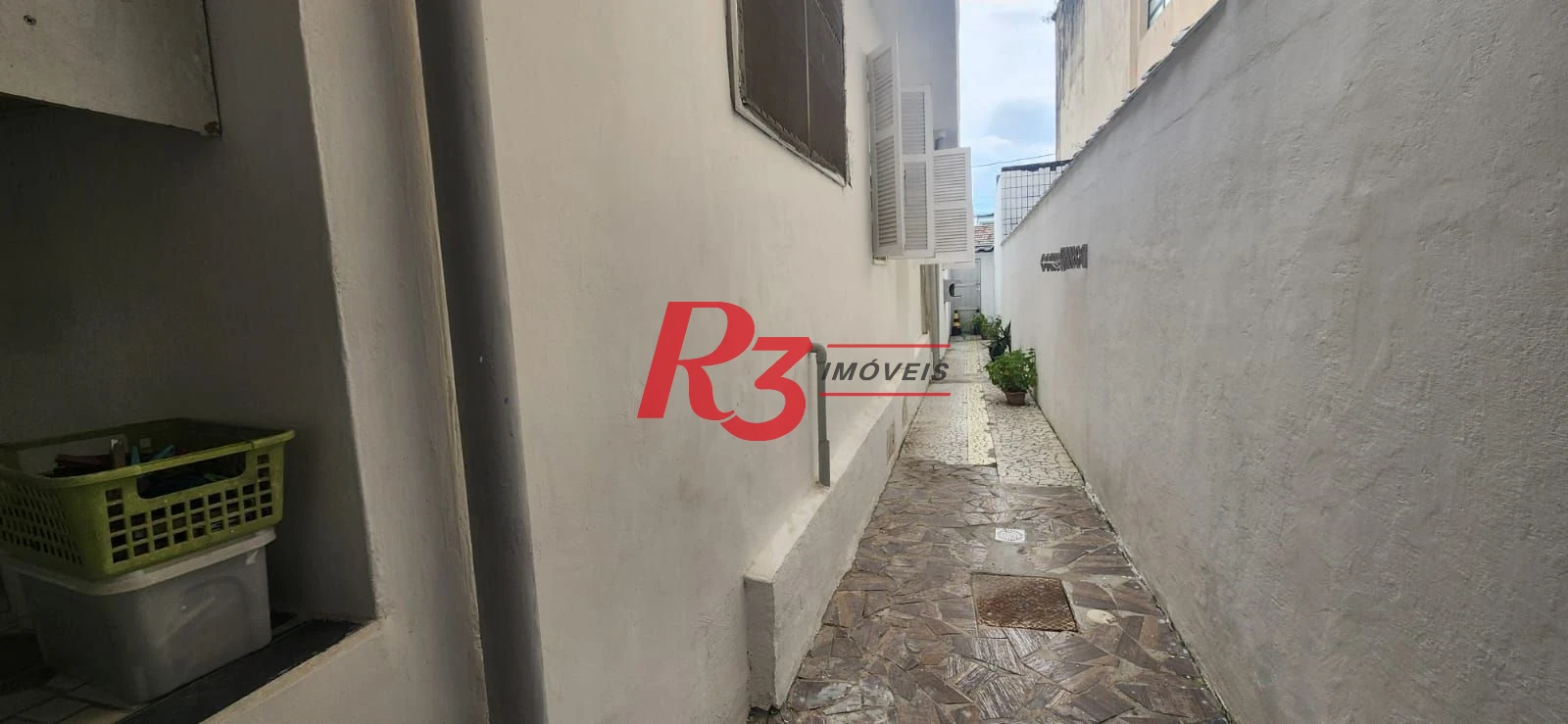 Casa com 3 dormitórios à venda, 117 m² por R$ 790.000,00 - Aparecida - Santos/SP