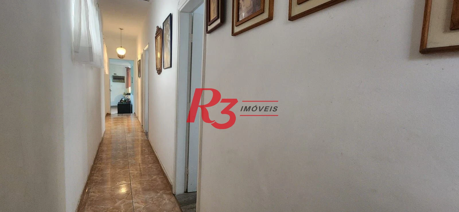 Casa com 3 dormitórios à venda, 117 m² por R$ 790.000,00 - Aparecida - Santos/SP