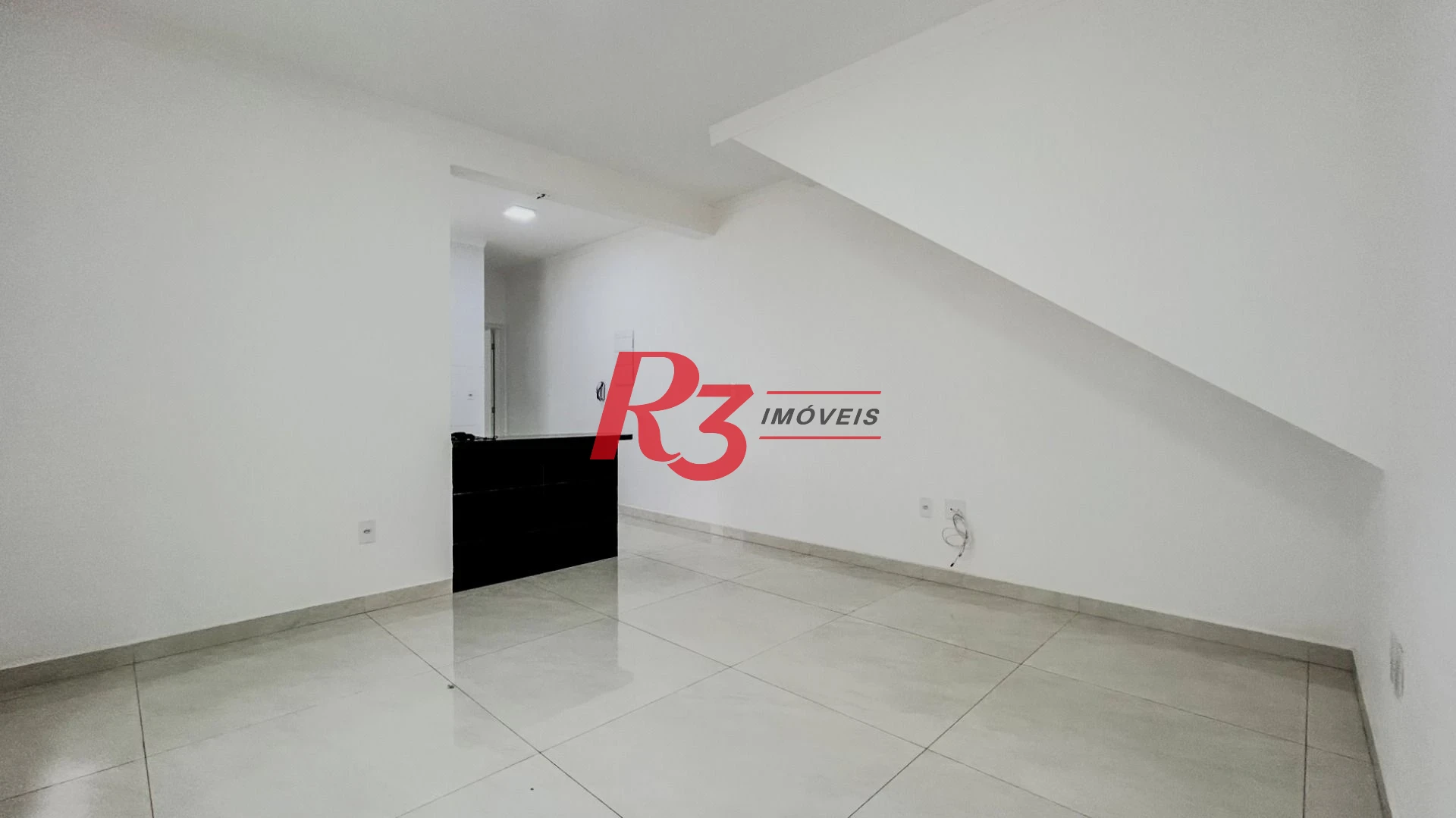 Casa com 3 dormitórios à venda, 95 m² por R$ 775.000,00 - Ponta da Praia - Santos/SP