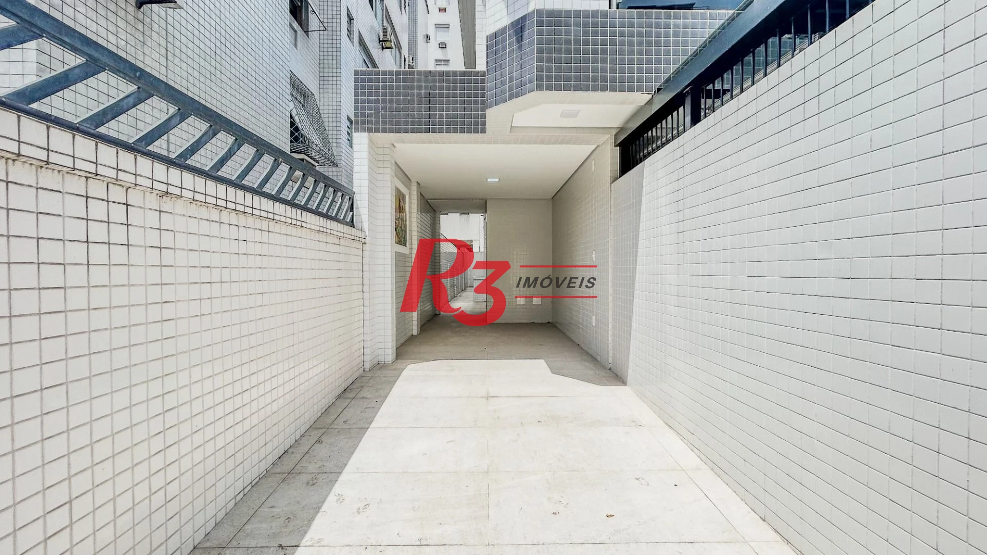 Casa com 3 dormitórios à venda, 95 m² por R$ 775.000,00 - Ponta da Praia - Santos/SP