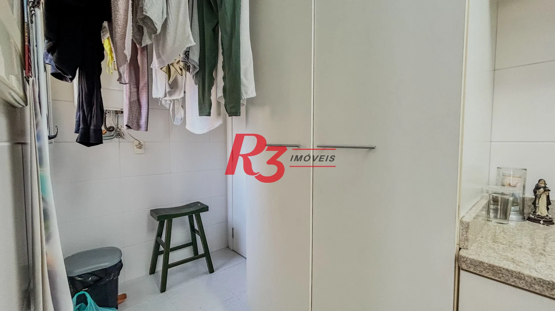 Apartamento com 3 dormitórios à venda, 130 m² por R$ 1.740.000,00 - Gonzaga - Santos/SP