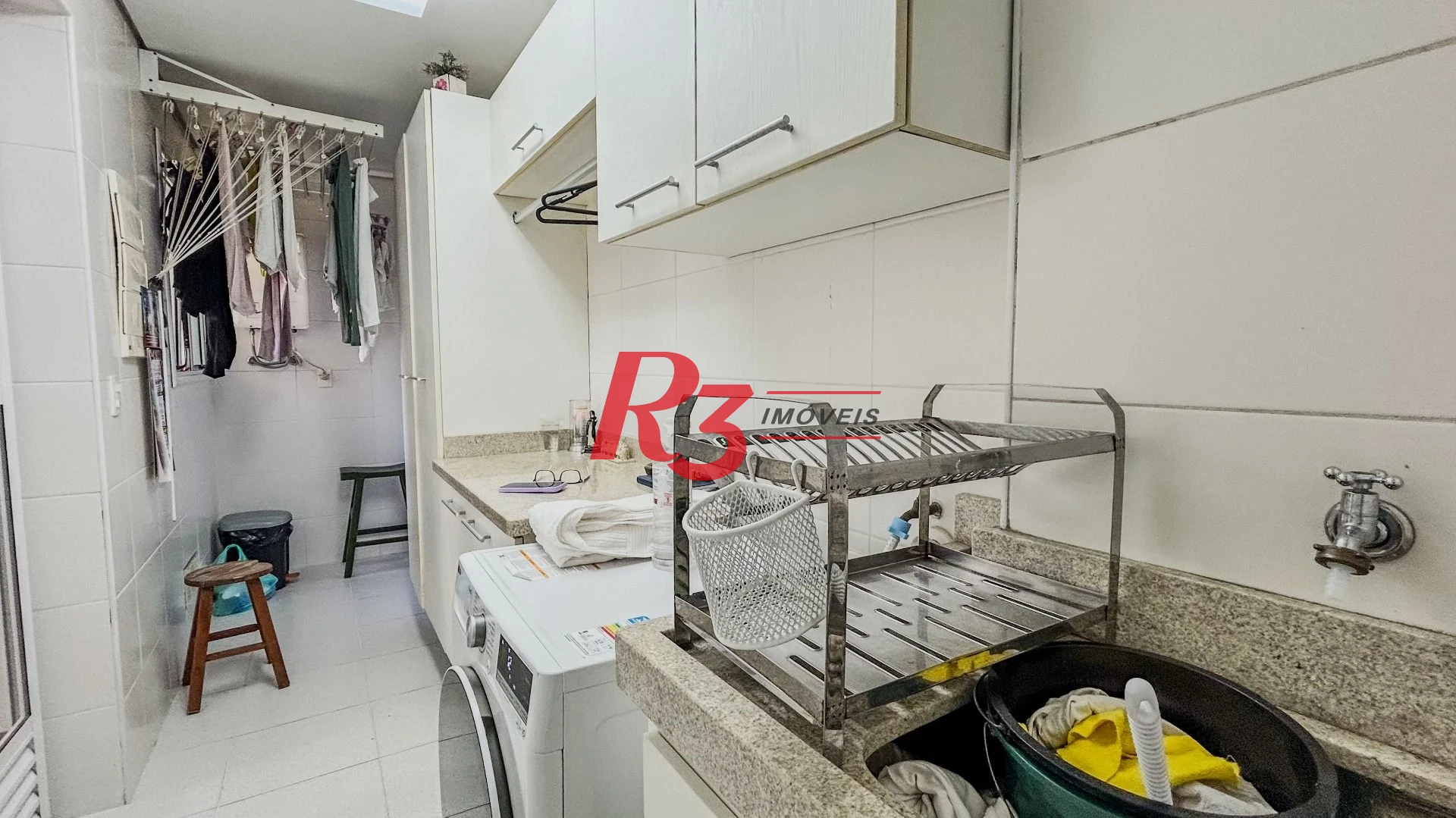 Apartamento com 3 dormitórios à venda, 130 m² por R$ 1.740.000,00 - Gonzaga - Santos/SP