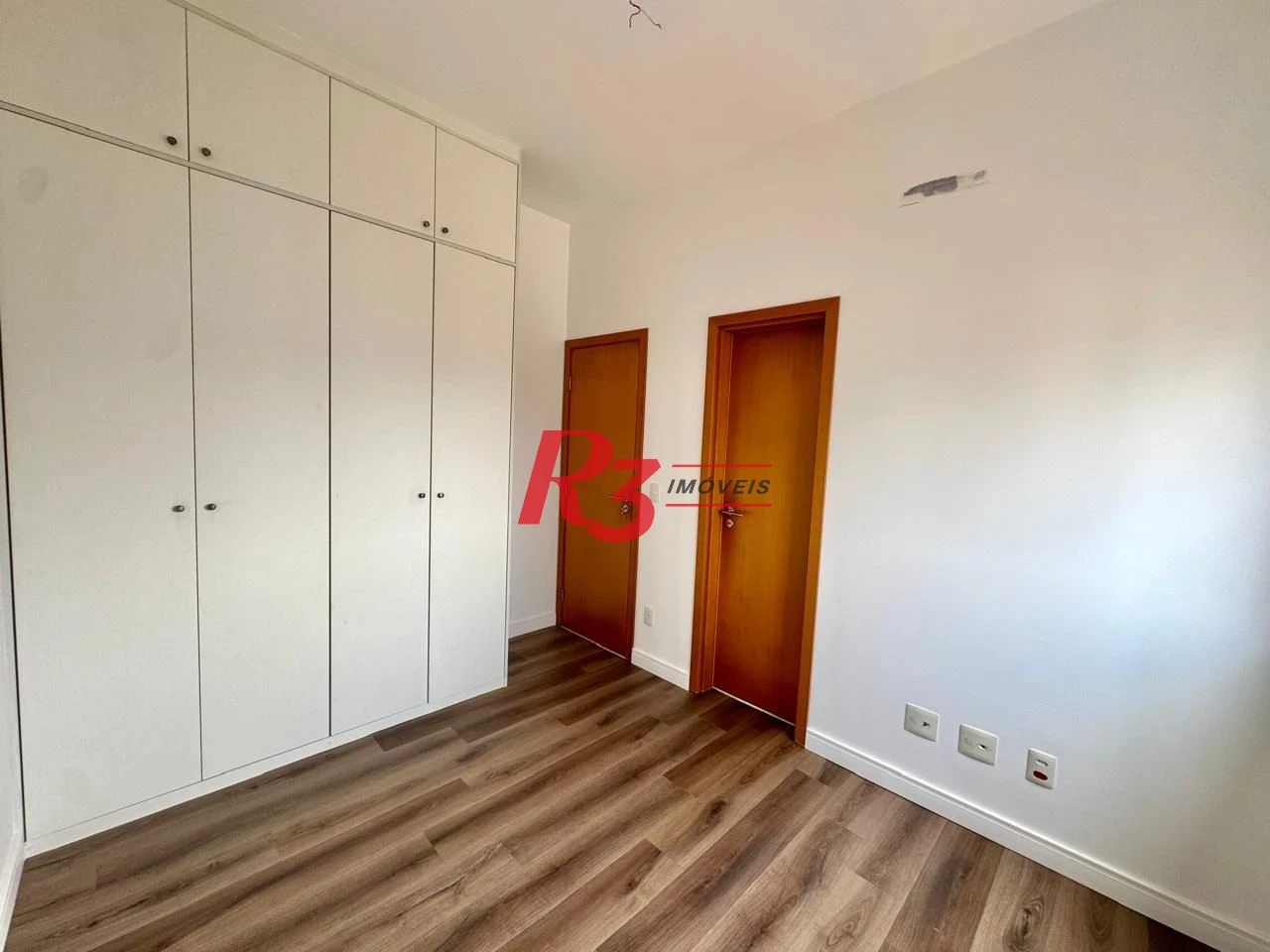 Apartamento com 3 dormitórios à venda, 131 m² por R$ 1.800.000,00 - Boqueirão - Santos/SP