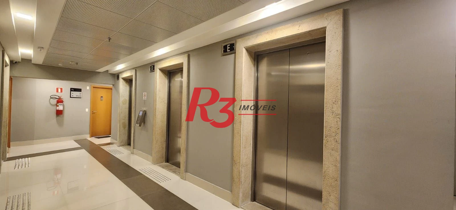 Sala à venda, 46 m² por R$ 310.000,00 - Vila Belmiro - Santos/SP