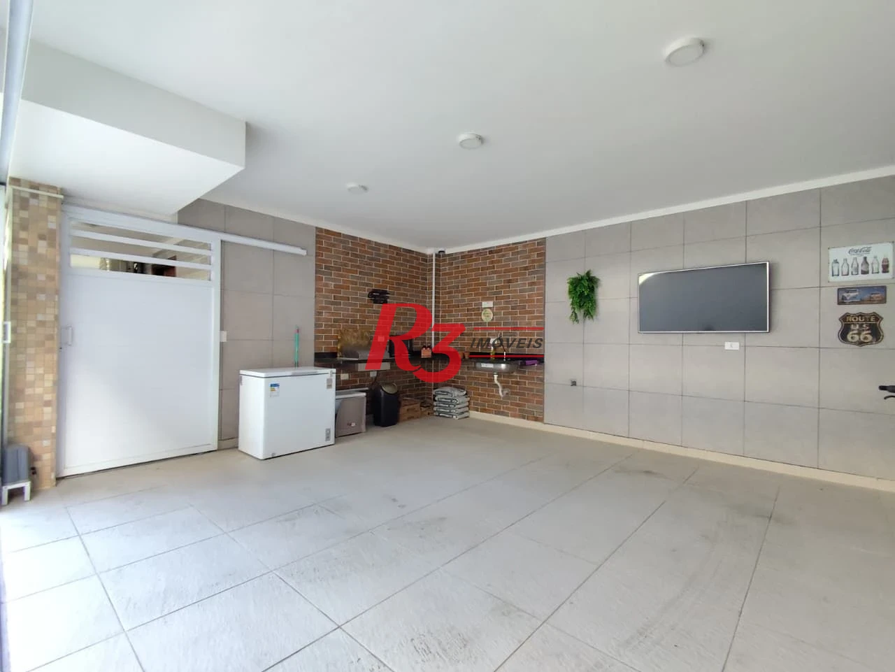 Casa com 3 dormitórios à venda, 165 m² por R$ 1.100.000,00 - Marapé - Santos/SP