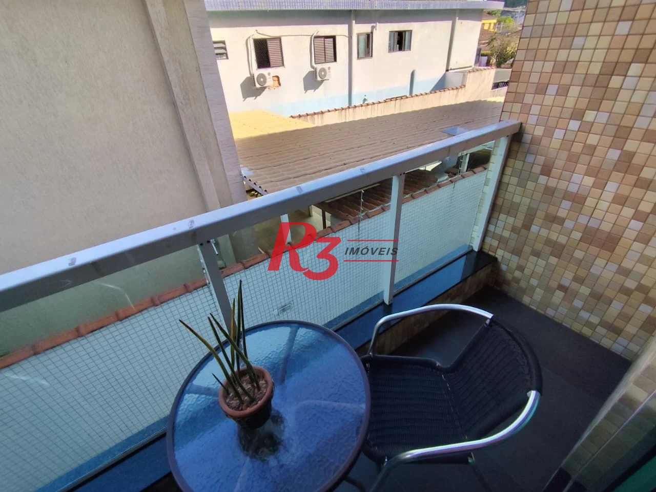 Casa com 3 dormitórios à venda, 165 m² por R$ 1.100.000,00 - Marapé - Santos/SP