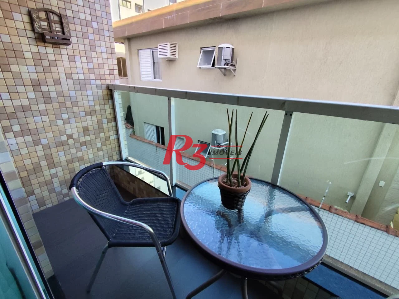 Casa com 3 dormitórios à venda, 165 m² por R$ 1.100.000,00 - Marapé - Santos/SP