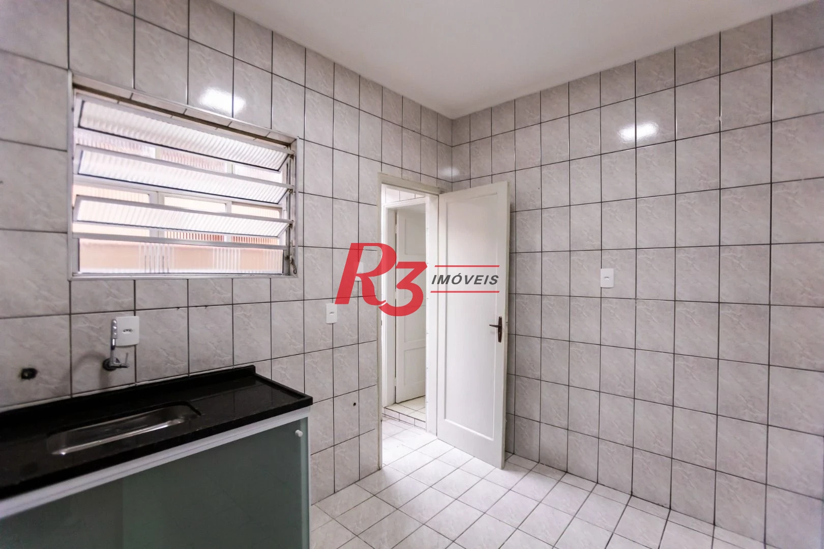 Apartamento à venda, 90 m² por R$ 390.000,00 - Boqueirão - Santos/SP