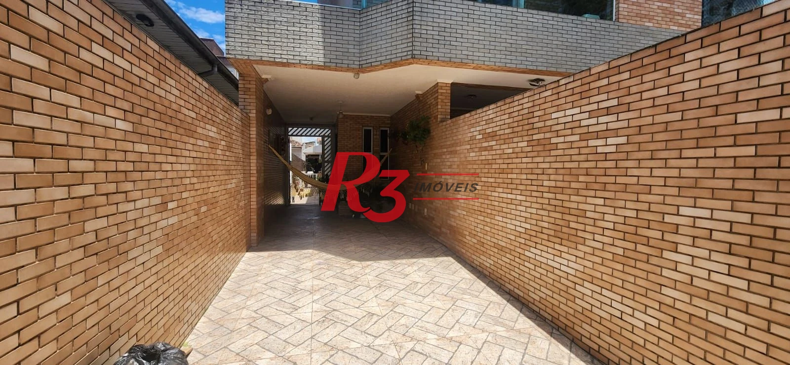 Casa à venda, 117 m² por R$ 620.000,00 - Vila Valença - São Vicente/SP