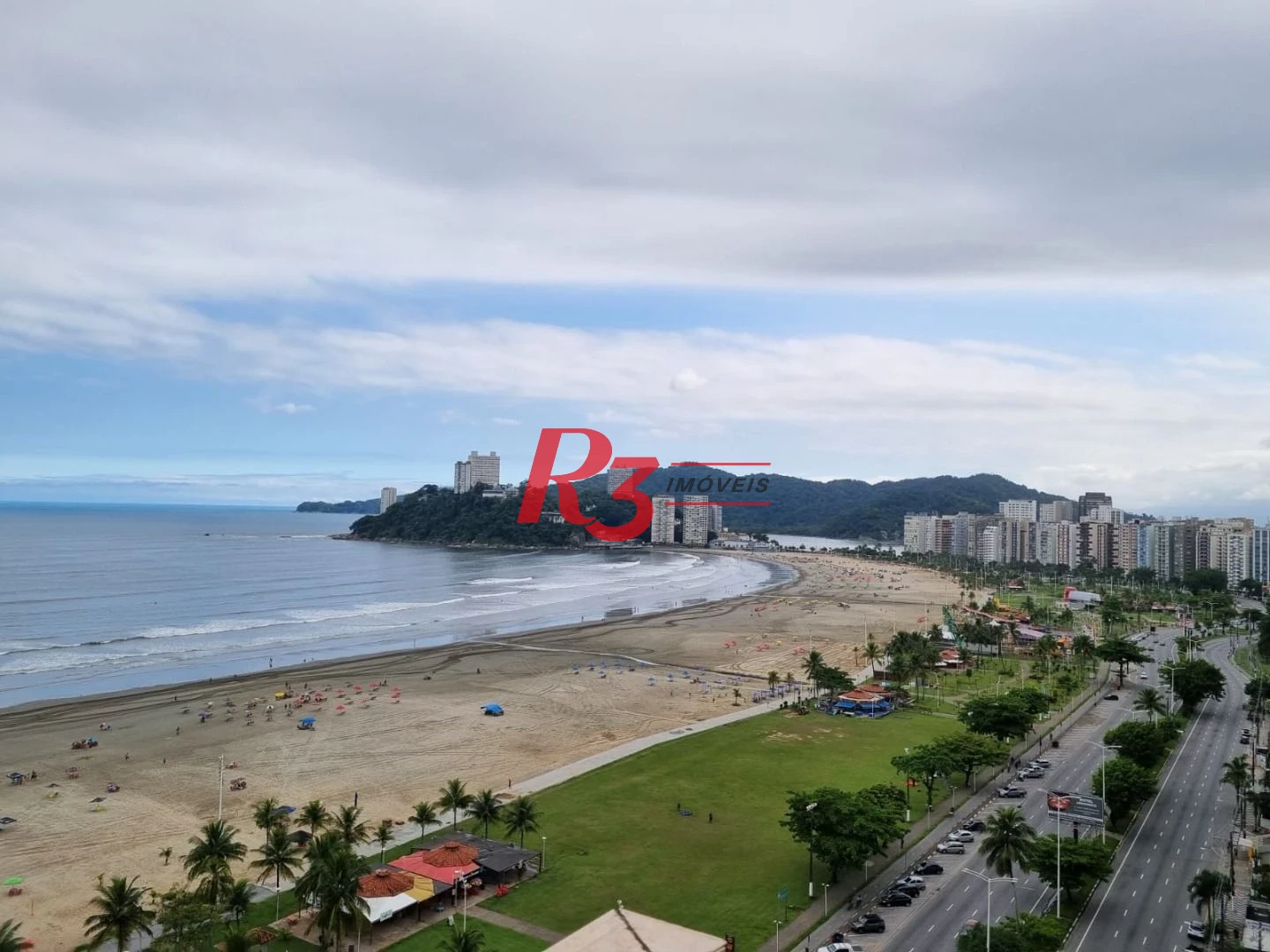 Apartamento com 3 dormitórios à venda, 134 m² por R$ 850.000,00 - Itararé - São Vicente/SP