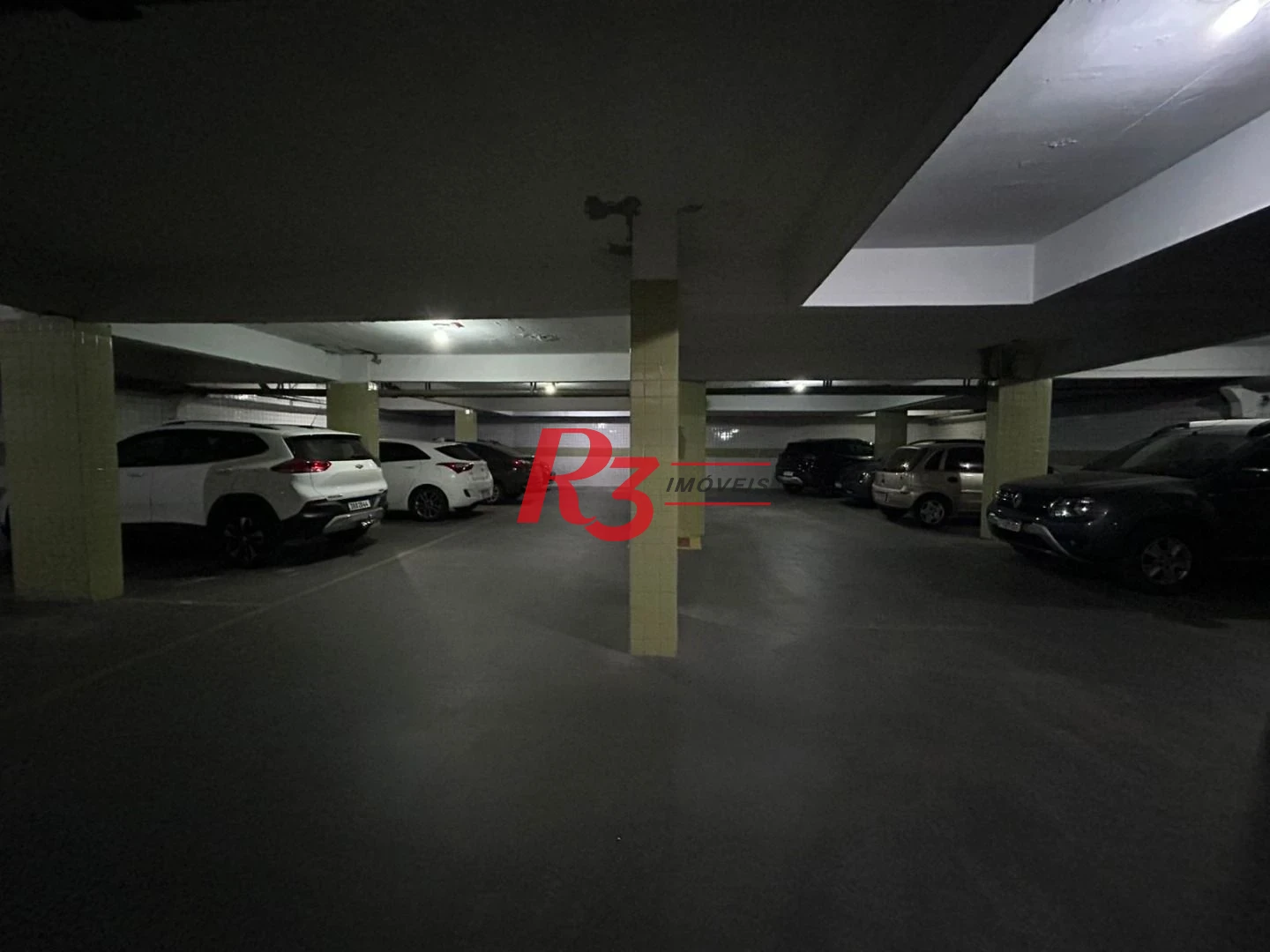 Apartamento com 2 dormitórios à venda, 99 m² por R$ 460.000,00 - Itararé - São Vicente/SP