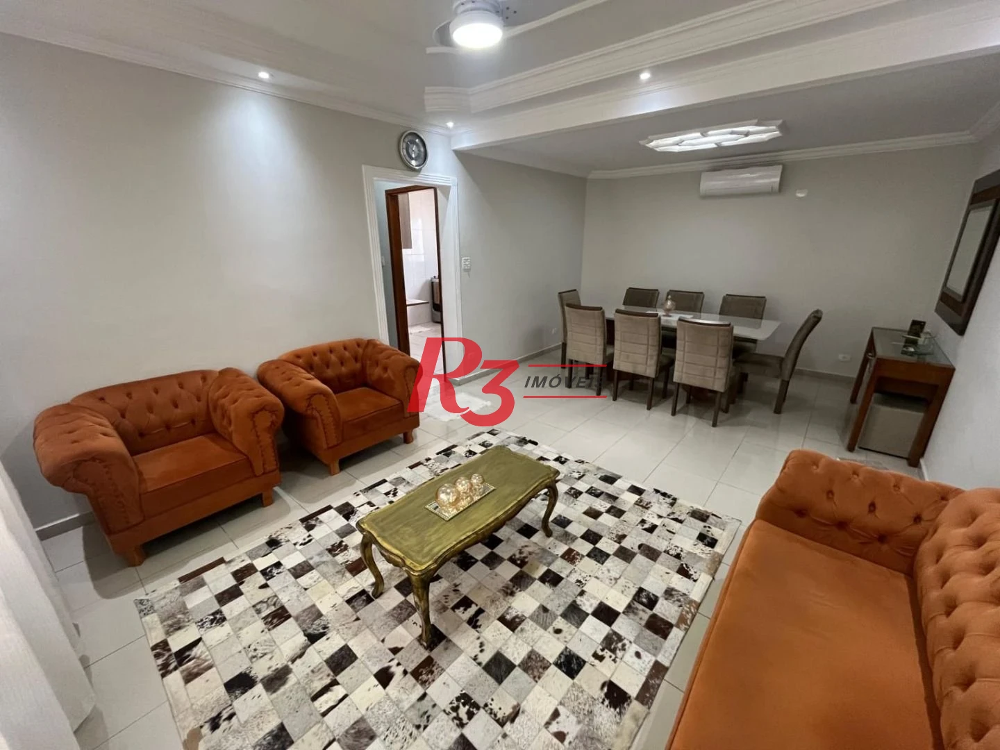 Casa com 3 dormitórios à venda, 141 m² por R$ 690.000,00 - Centro - São Vicente/SP