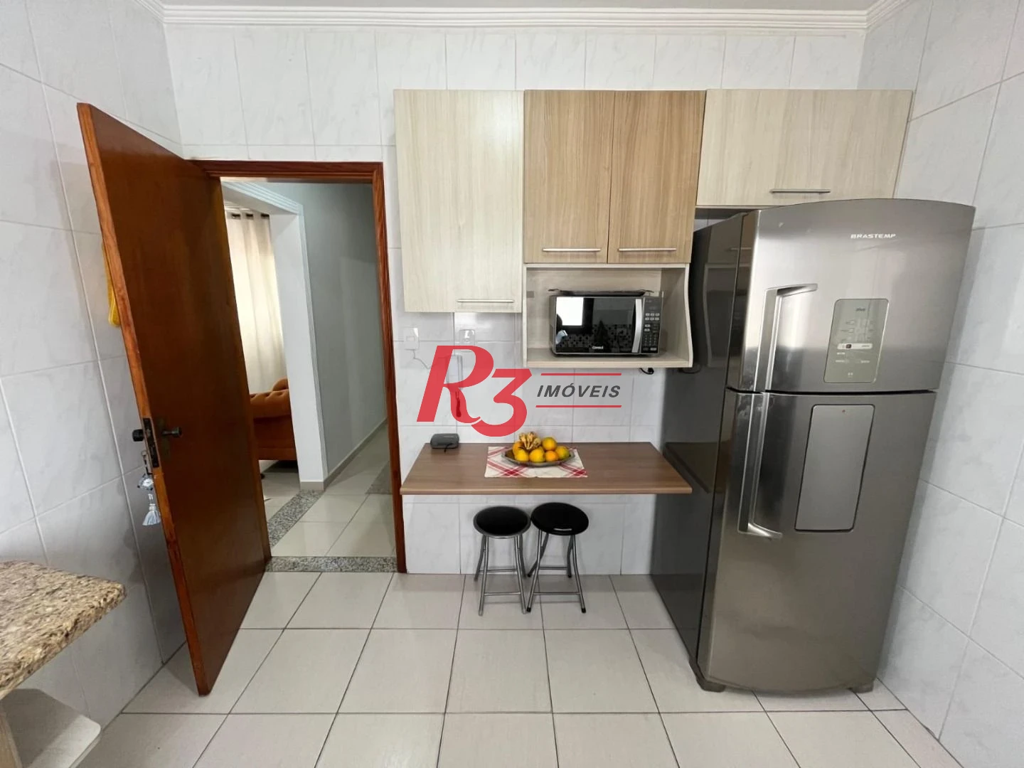 Casa com 3 dormitórios à venda, 141 m² por R$ 690.000,00 - Centro - São Vicente/SP