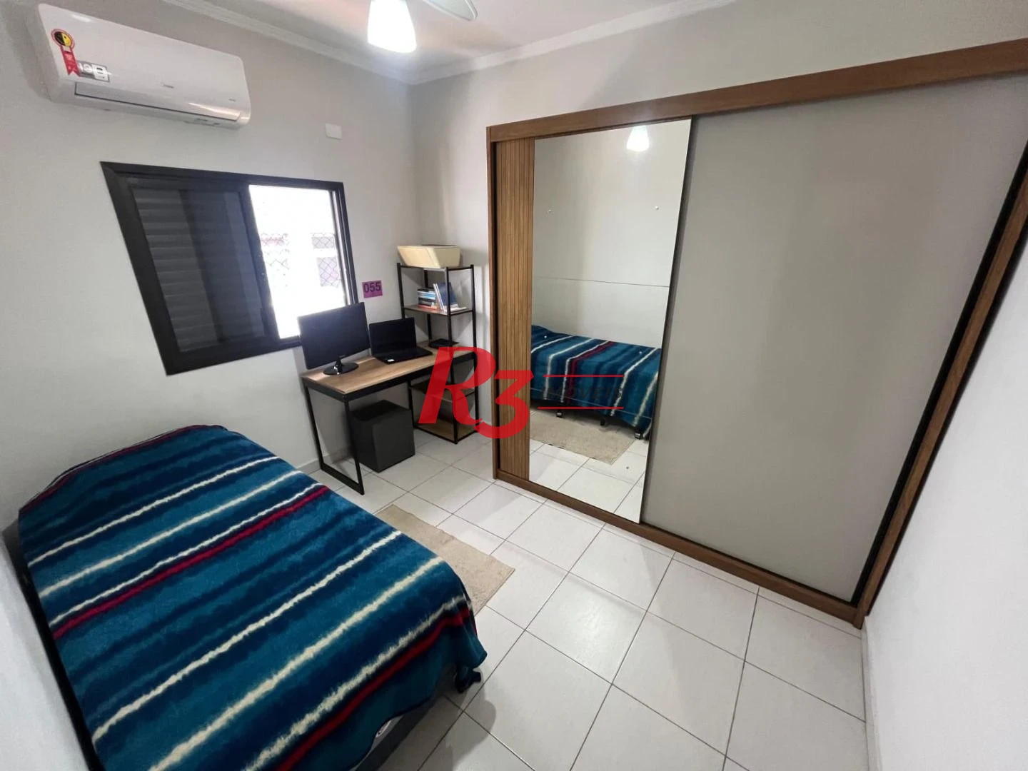 Casa com 3 dormitórios à venda, 141 m² por R$ 690.000,00 - Centro - São Vicente/SP