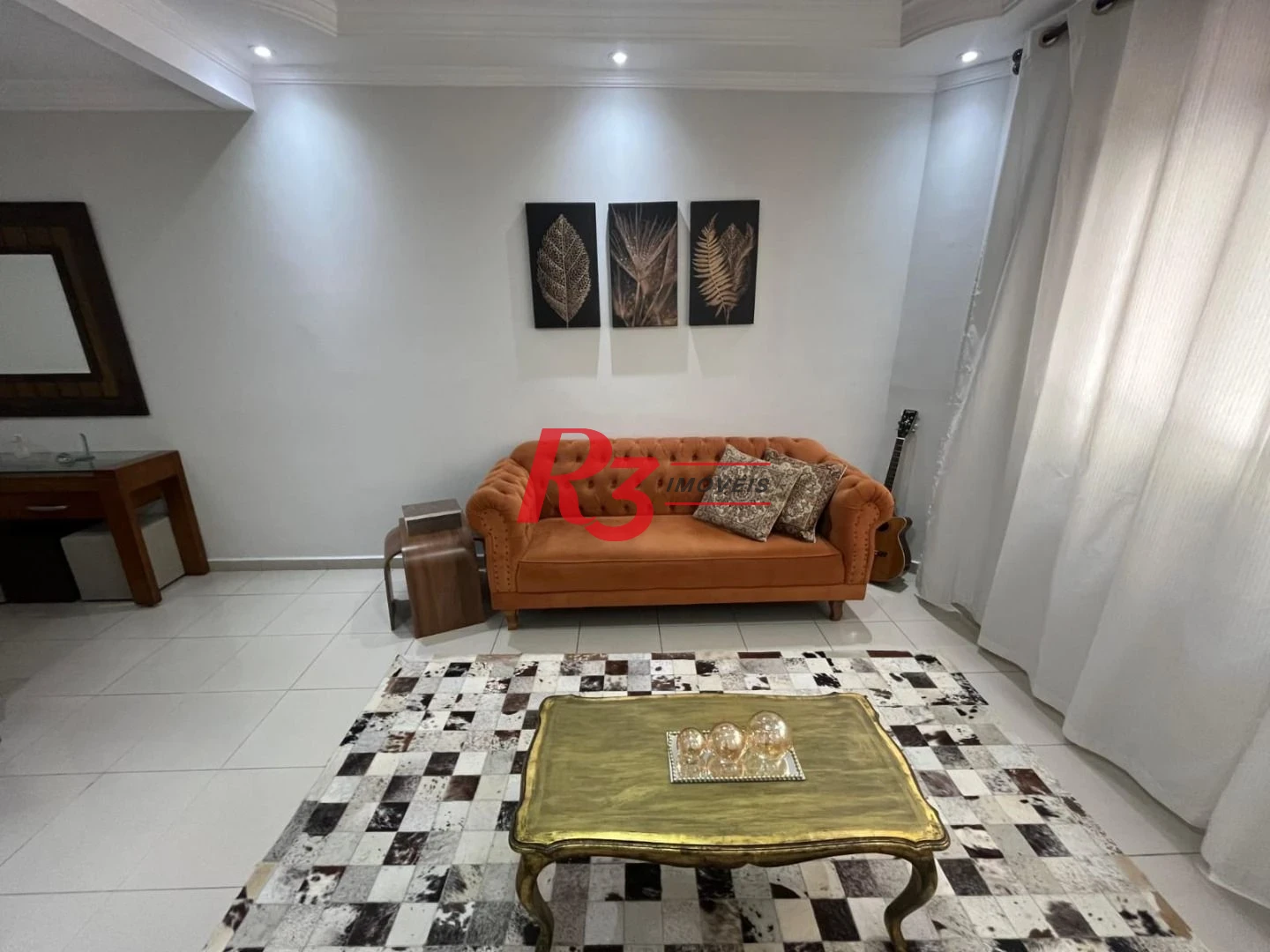 Casa com 3 dormitórios à venda, 141 m² por R$ 690.000,00 - Centro - São Vicente/SP
