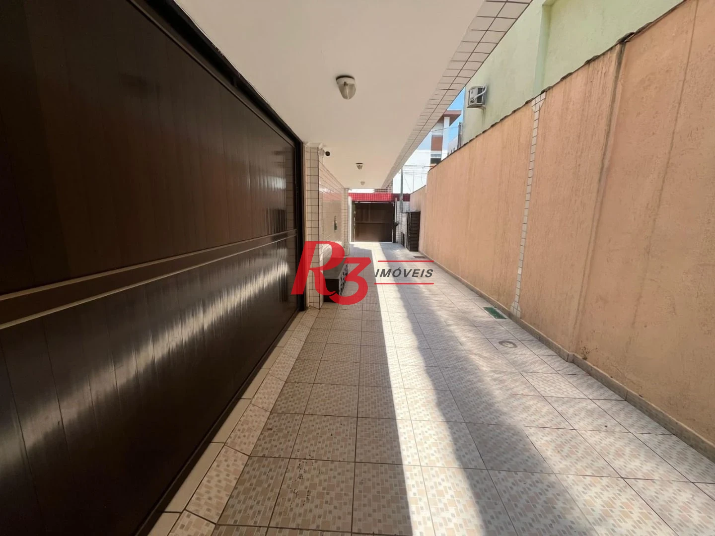Casa com 3 dormitórios à venda, 141 m² por R$ 690.000,00 - Centro - São Vicente/SP