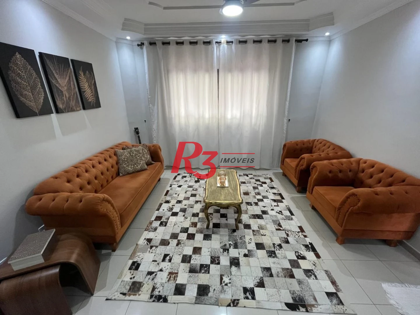Casa com 3 dormitórios à venda, 141 m² por R$ 690.000,00 - Centro - São Vicente/SP