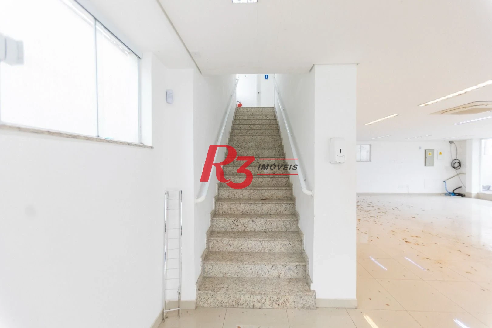 Casa para alugar, 399 m² por R$ 29.274,00/mês - Vila Matias - Santos/SP
