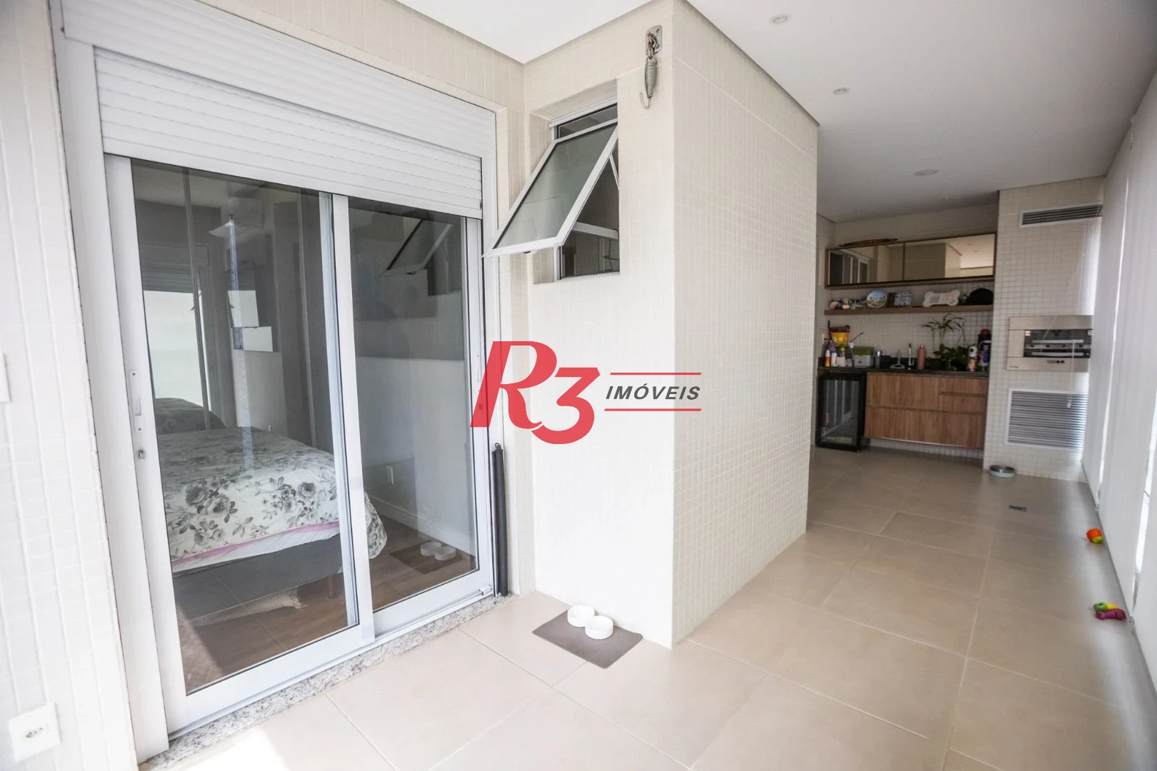 Apartamento com 3 dormitórios à venda, 110 m² por R$ 1.890.000,00 - Boqueirão - Santos/SP