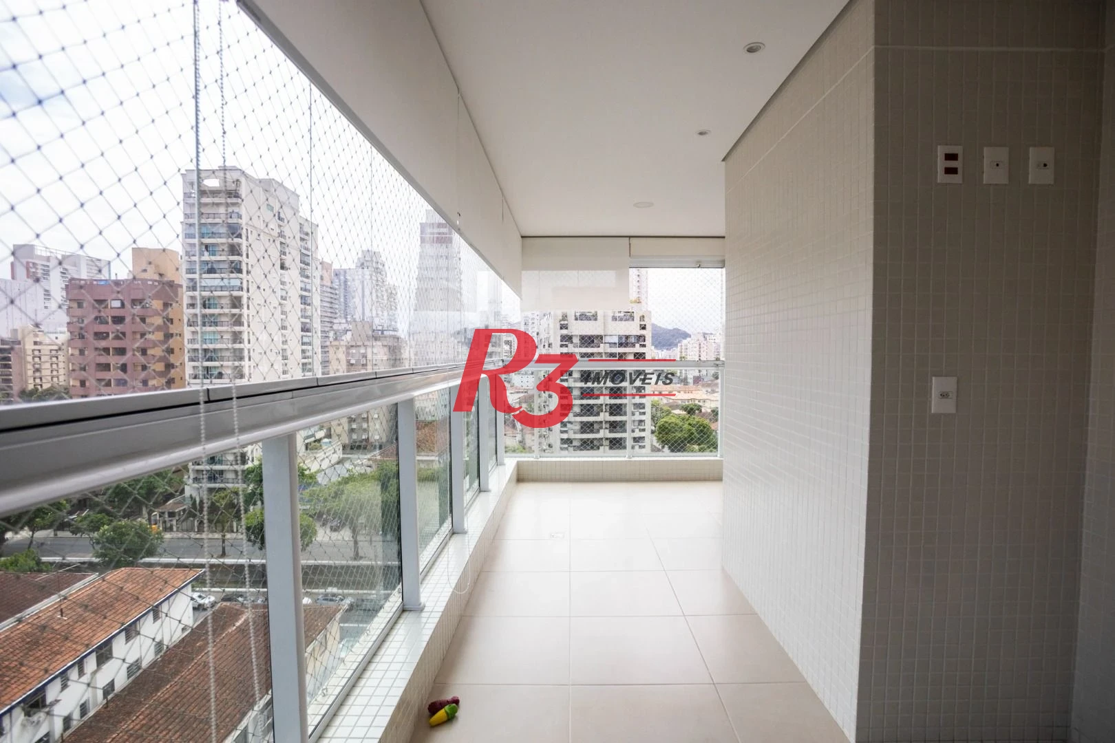 Apartamento com 3 dormitórios à venda, 110 m² por R$ 1.890.000,00 - Boqueirão - Santos/SP