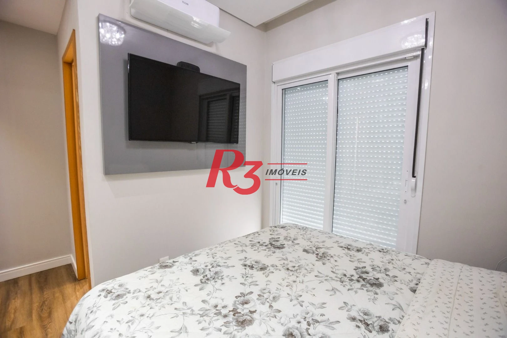 Apartamento com 3 dormitórios à venda, 110 m² por R$ 1.890.000,00 - Boqueirão - Santos/SP
