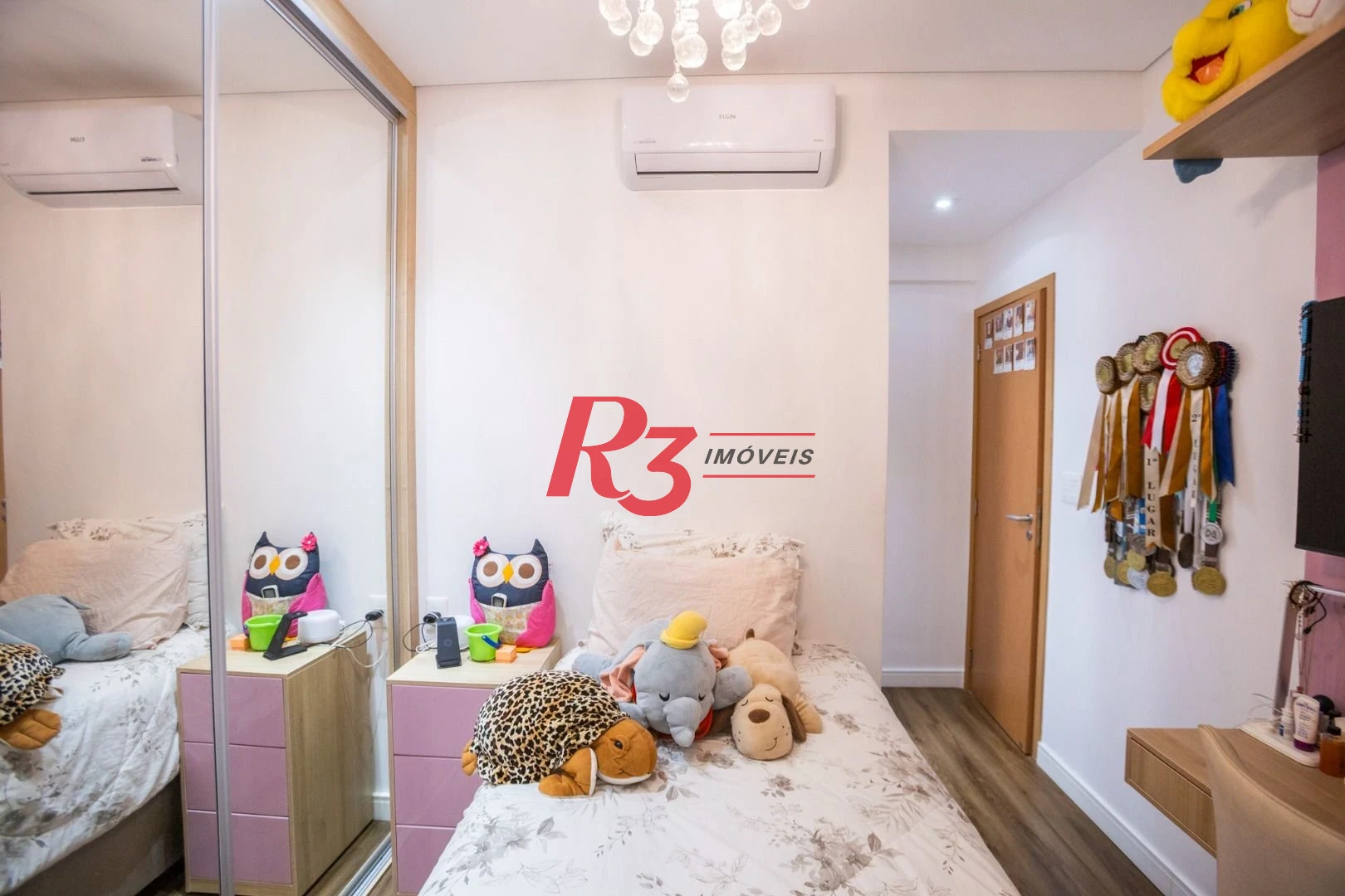 Apartamento com 3 dormitórios à venda, 110 m² por R$ 1.890.000,00 - Boqueirão - Santos/SP