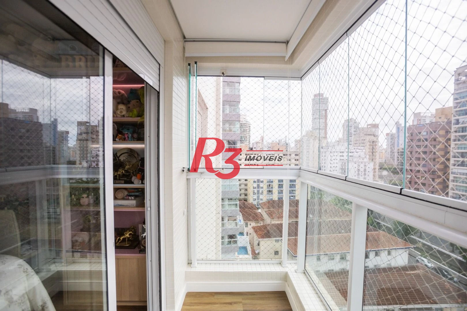 Apartamento com 3 dormitórios à venda, 110 m² por R$ 1.890.000,00 - Boqueirão - Santos/SP