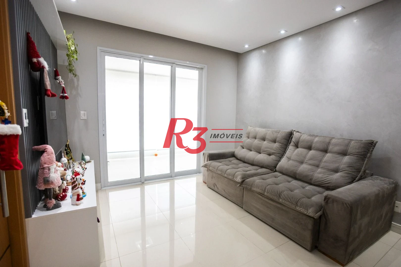 Apartamento com 3 dormitórios à venda, 110 m² por R$ 1.890.000,00 - Boqueirão - Santos/SP
