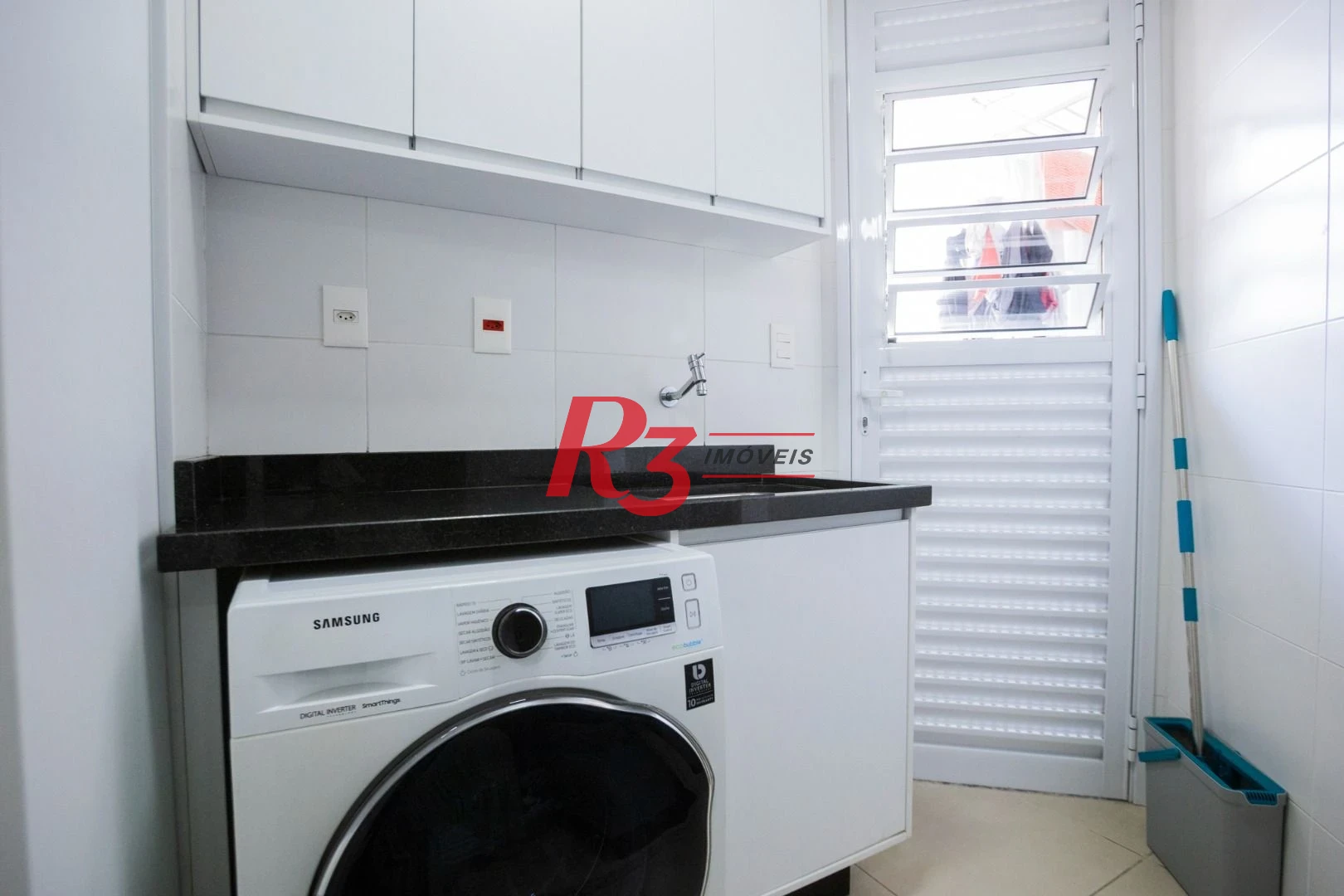 Apartamento com 3 dormitórios à venda, 110 m² por R$ 1.890.000,00 - Boqueirão - Santos/SP