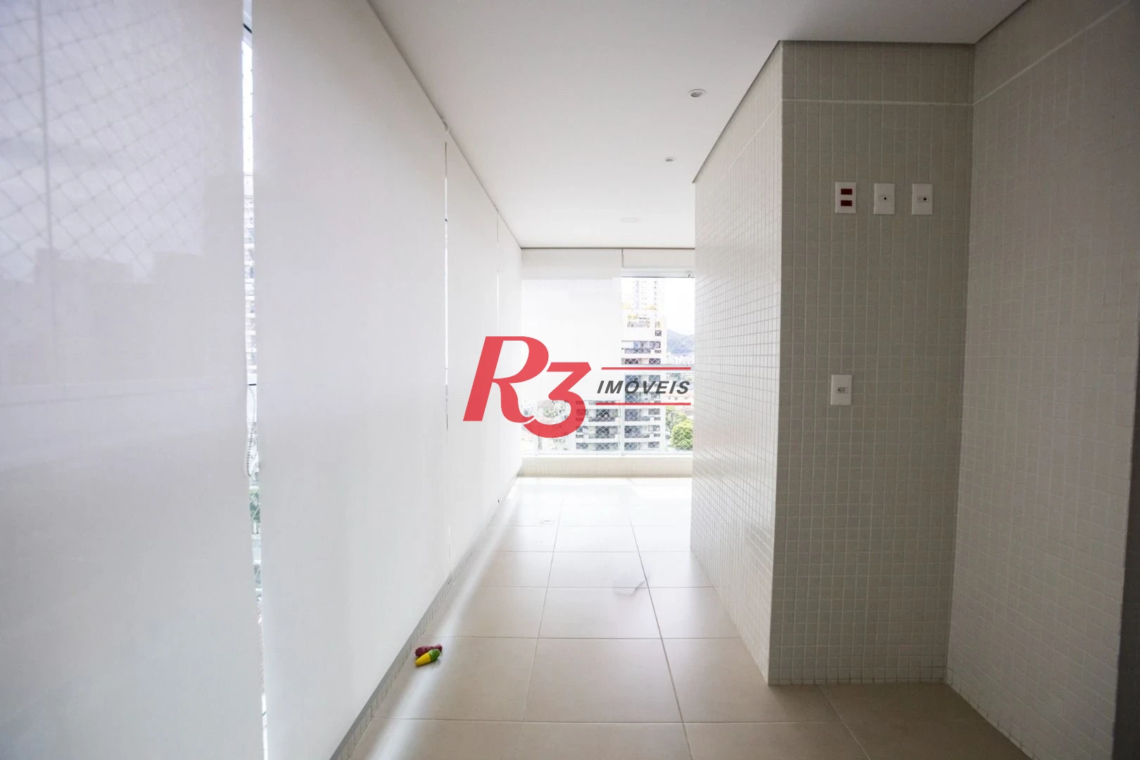 Apartamento com 3 dormitórios à venda, 110 m² por R$ 1.890.000,00 - Boqueirão - Santos/SP