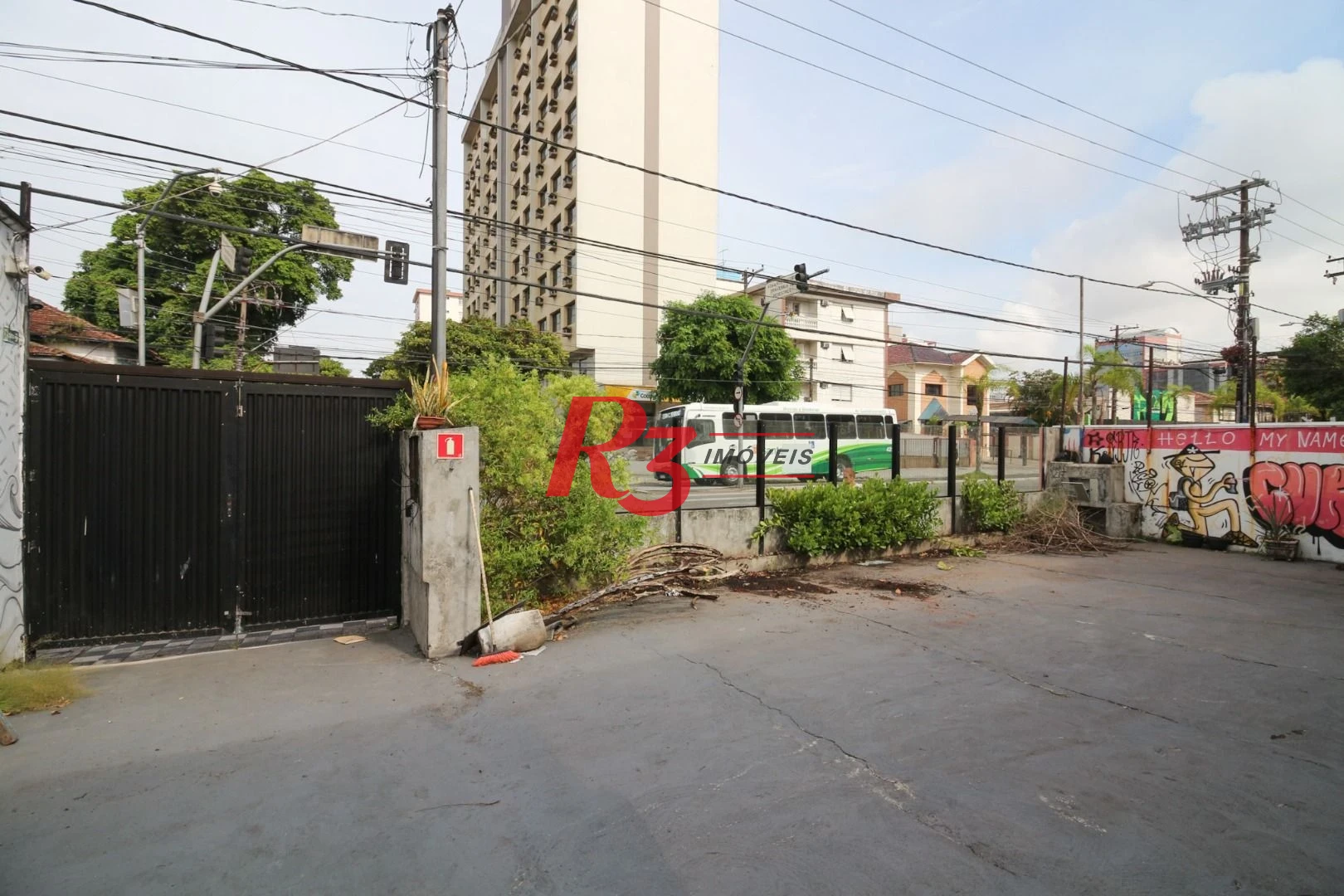 Terreno para alugar, 608 m² por R$ 20.000,00/mês - Boqueirão - Santos/SP