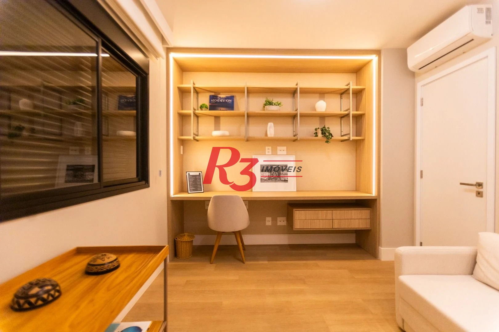 Apartamento com 3 dormitórios à venda, 132 m² por R$ 2.390.000,00 - Pompéia - Santos/SP