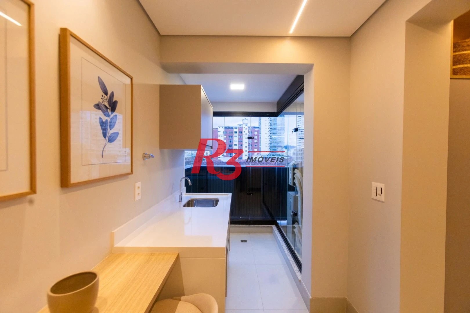 Apartamento com 3 dormitórios à venda, 132 m² por R$ 2.390.000,00 - Pompéia - Santos/SP