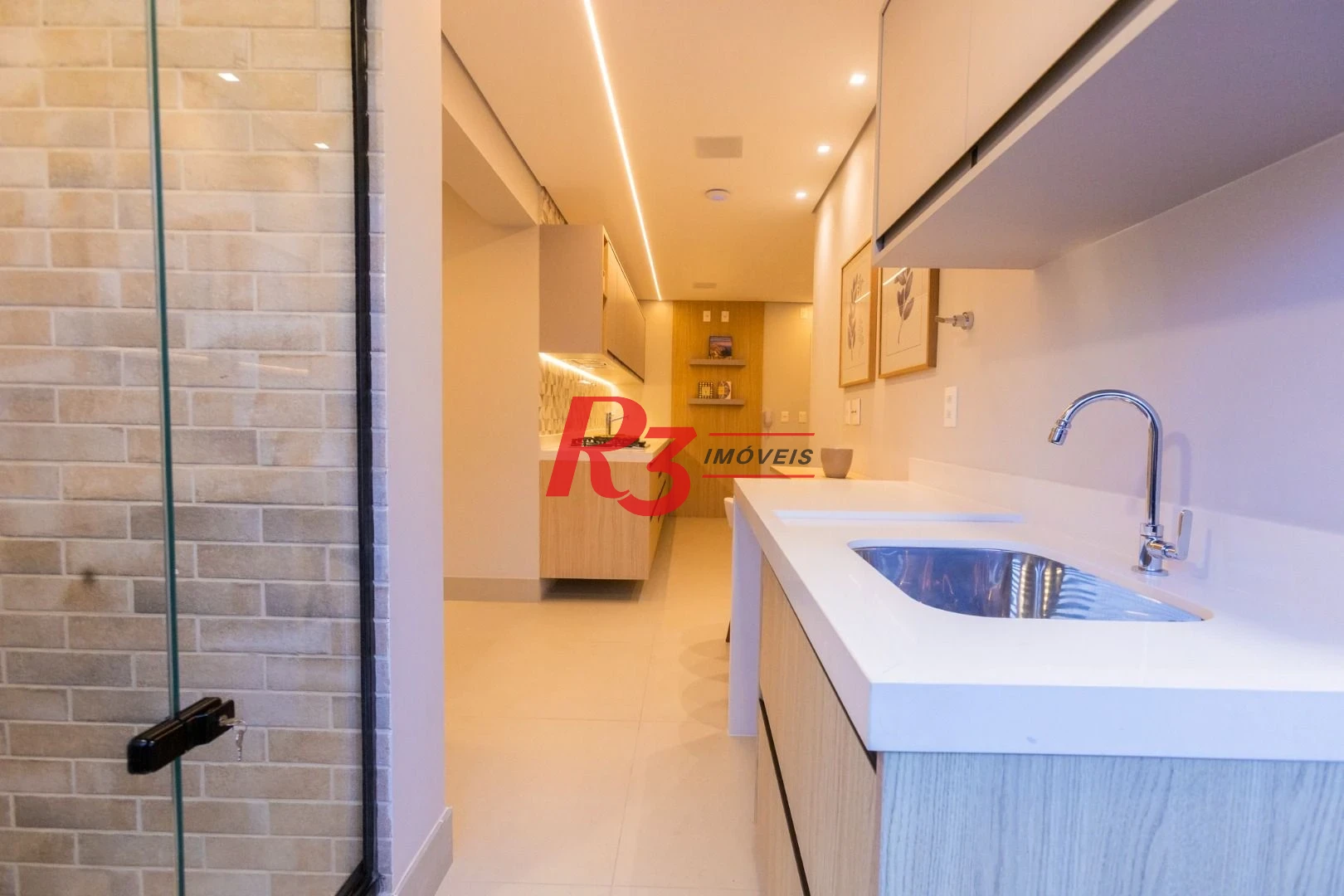 Apartamento com 3 dormitórios à venda, 132 m² por R$ 2.390.000,00 - Pompéia - Santos/SP