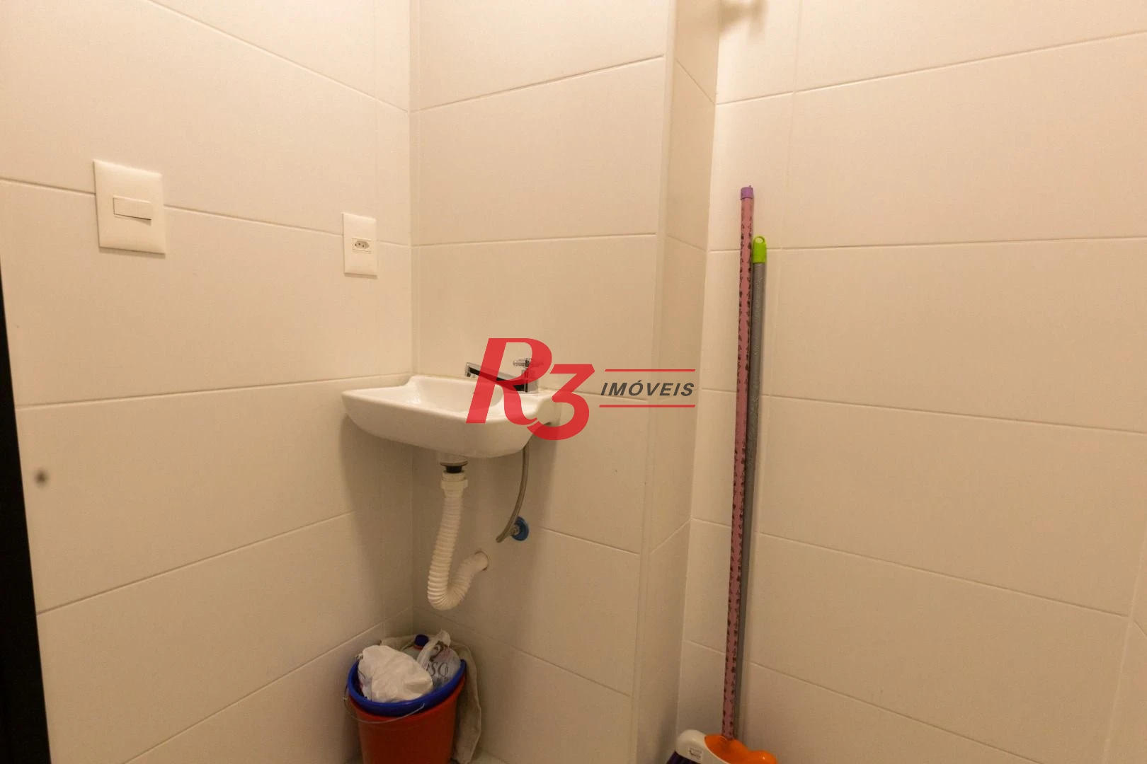 Apartamento com 3 dormitórios à venda, 132 m² por R$ 2.390.000,00 - Pompéia - Santos/SP