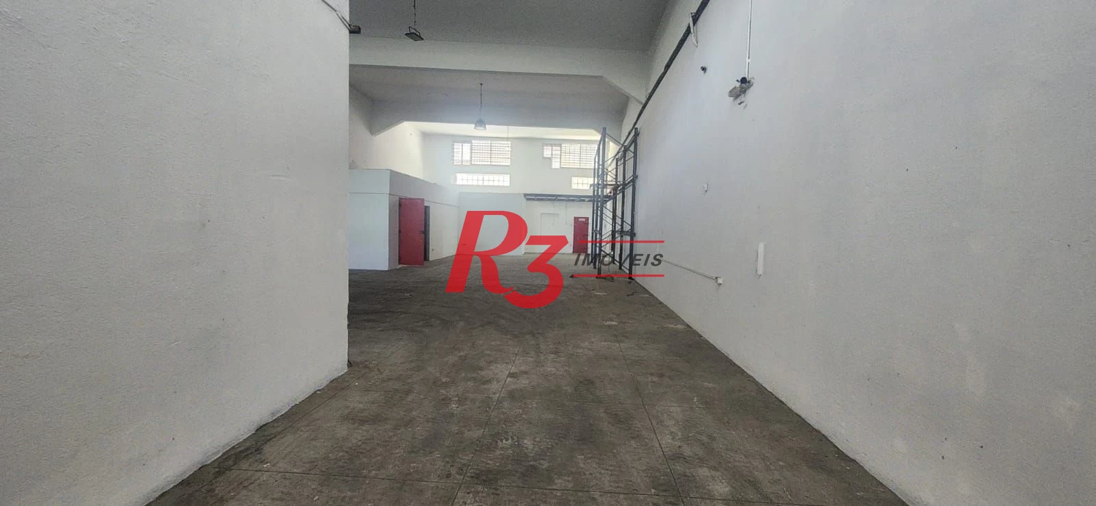 Galpão para alugar, 879 m² por R$ 35.000,01/mês - Encruzilhada - Santos/SP