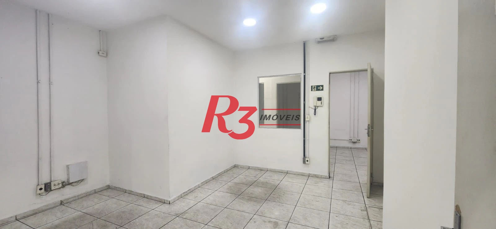Galpão para alugar, 879 m² por R$ 35.000,01/mês - Encruzilhada - Santos/SP