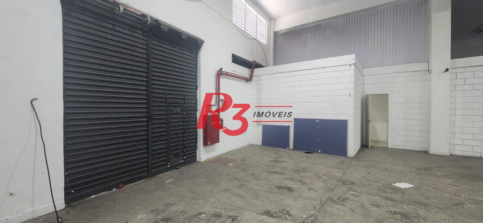 Galpão para alugar, 879 m² por R$ 35.000,01/mês - Encruzilhada - Santos/SP