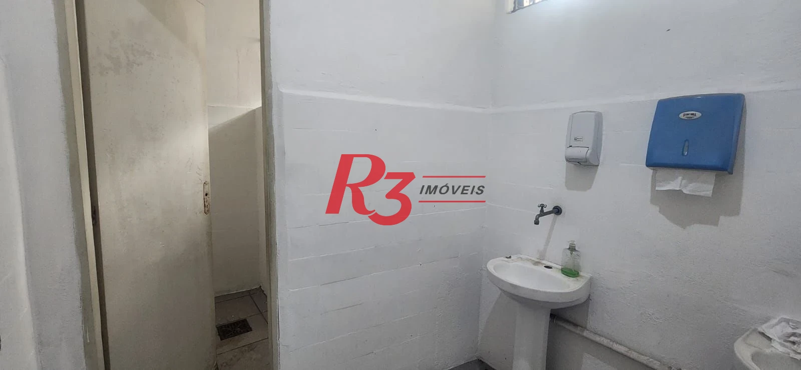 Galpão para alugar, 879 m² por R$ 35.000,01/mês - Encruzilhada - Santos/SP